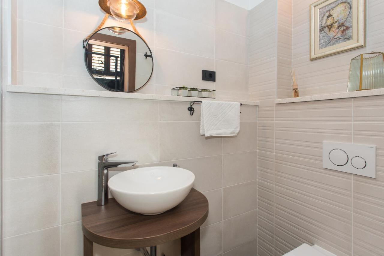 Amaizing Apartment Near Airport Kaštel Štafilić Extérieur photo