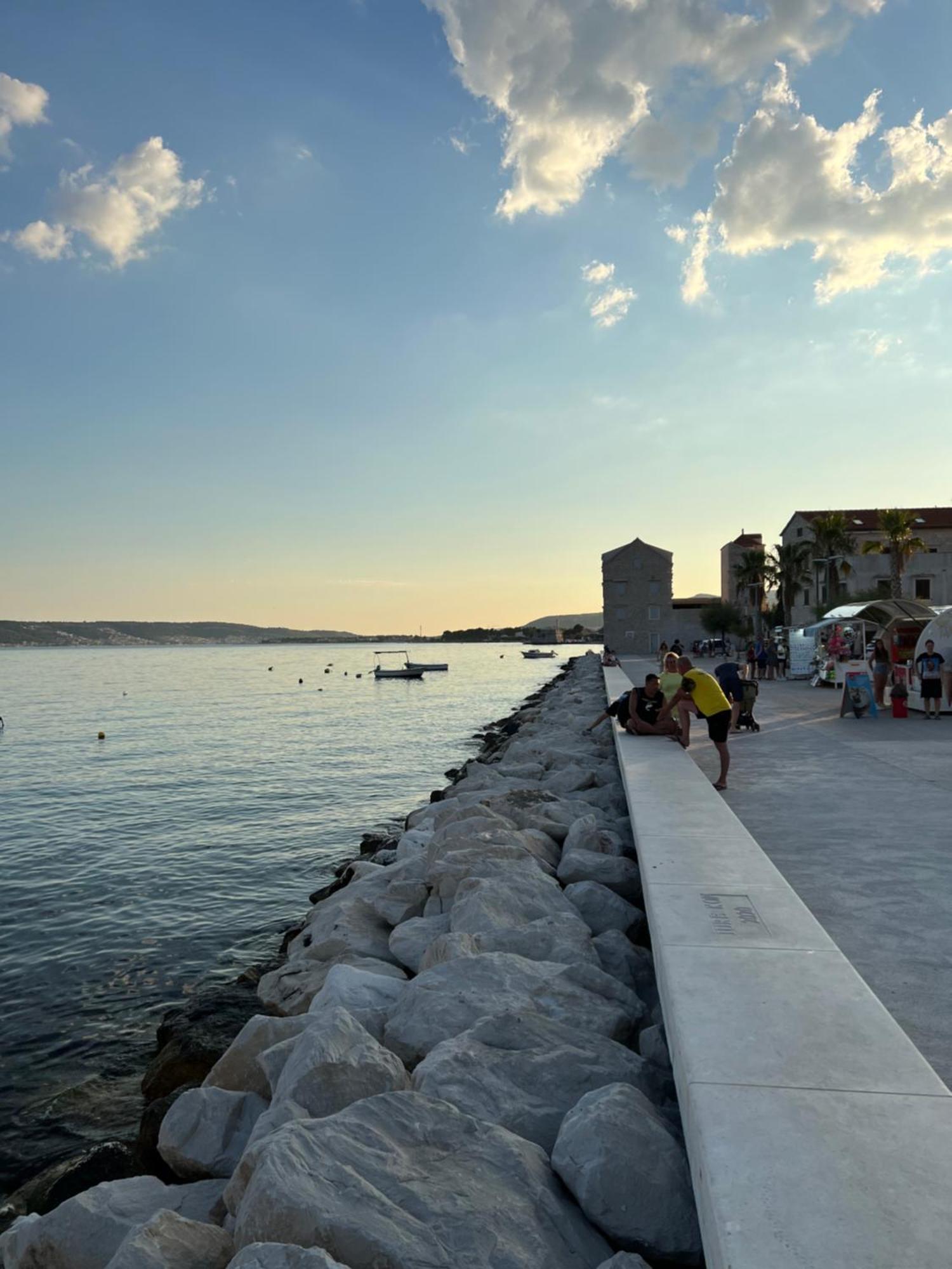 Amaizing Apartment Near Airport Kaštel Štafilić Extérieur photo